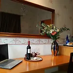 Grand Olympic 호텔 루트라키