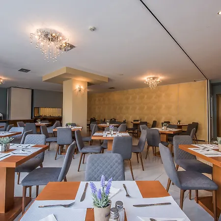 Grand Olympic Hotel